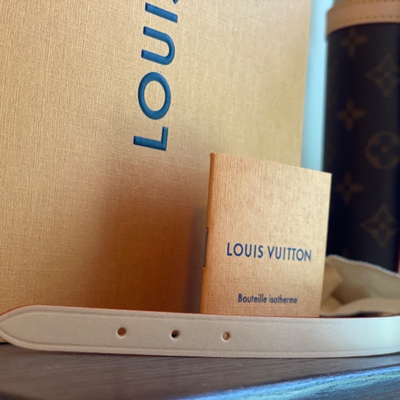 +NWT+ LOUIS VUITTON Flask Holder : Monogram steel / Monogram canvas & cowhide - Picture 10 of 16